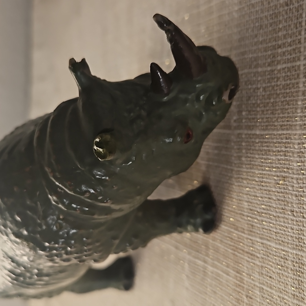Vintage AAA solid rubber Rhinocerous Figure - Picture 5 of 8